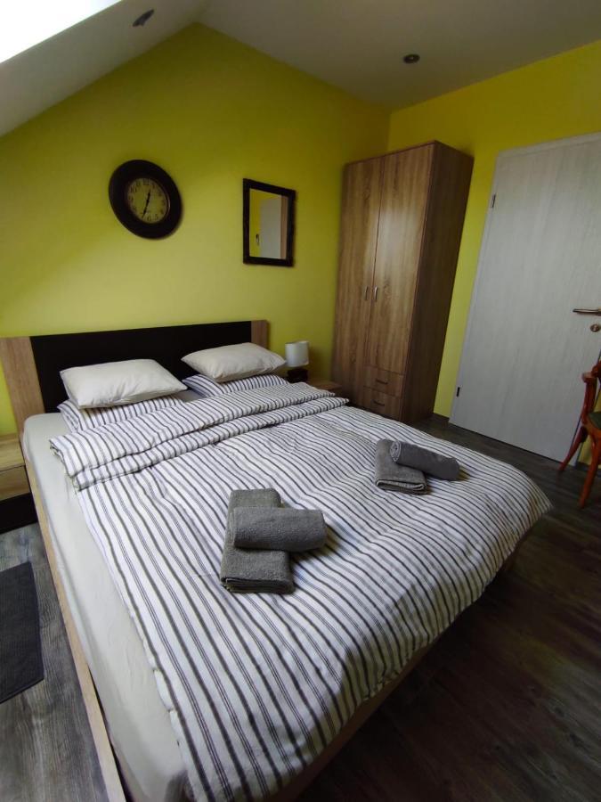 Accommodation "Old Town Dreznik" Rakovica Exteriör bild