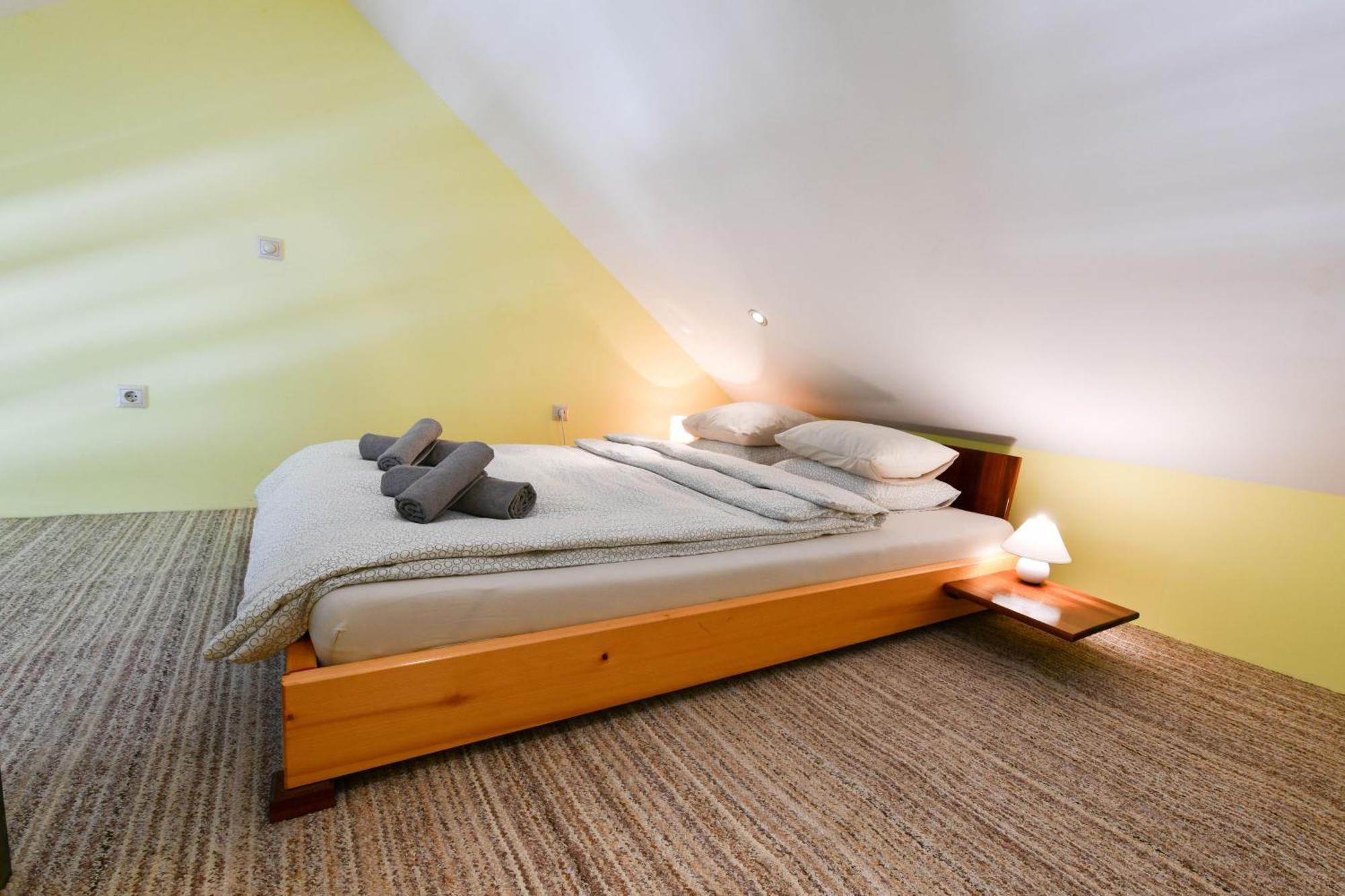 Accommodation "Old Town Dreznik" Rakovica Exteriör bild