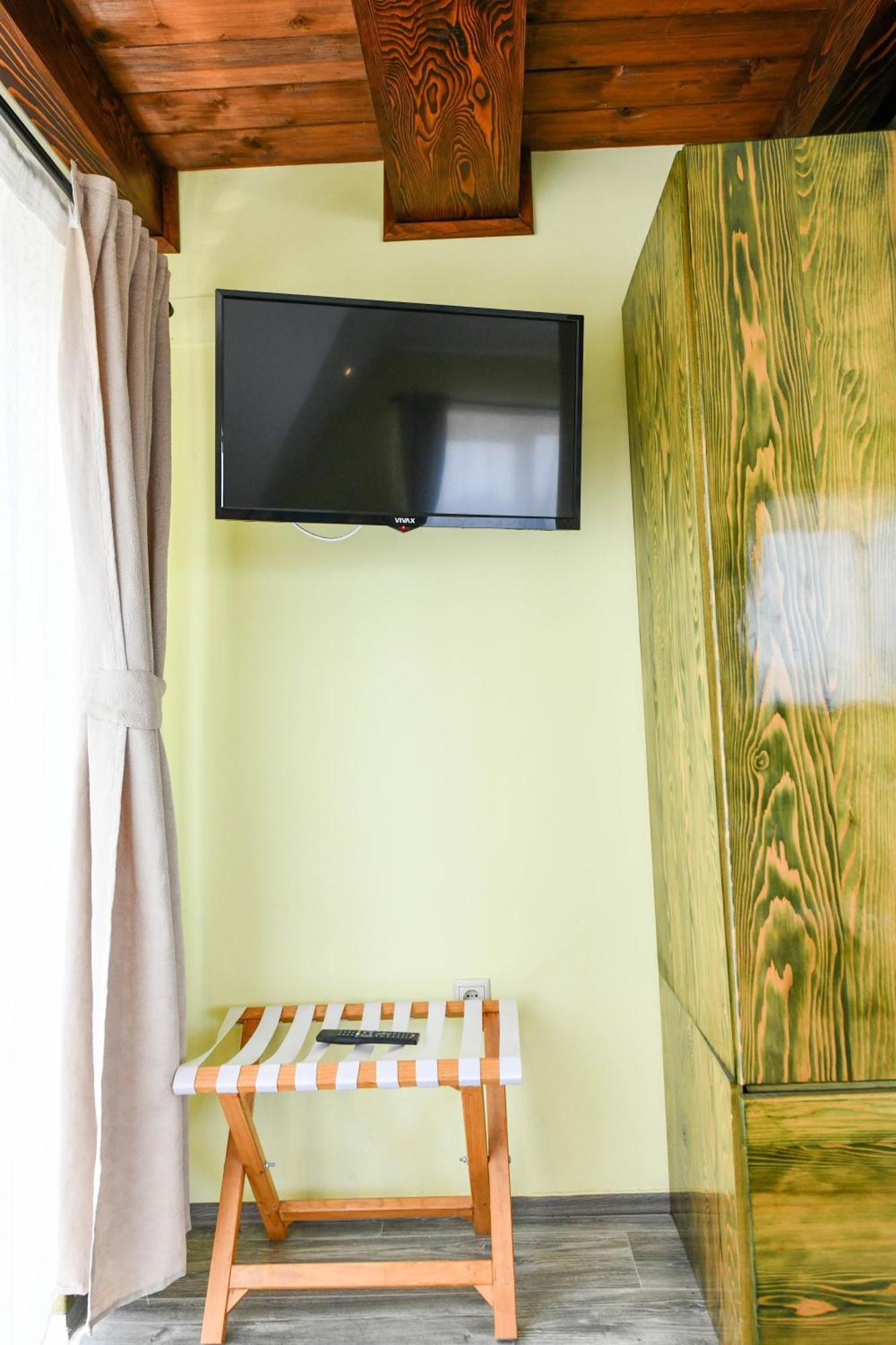 Accommodation "Old Town Dreznik" Rakovica Exteriör bild