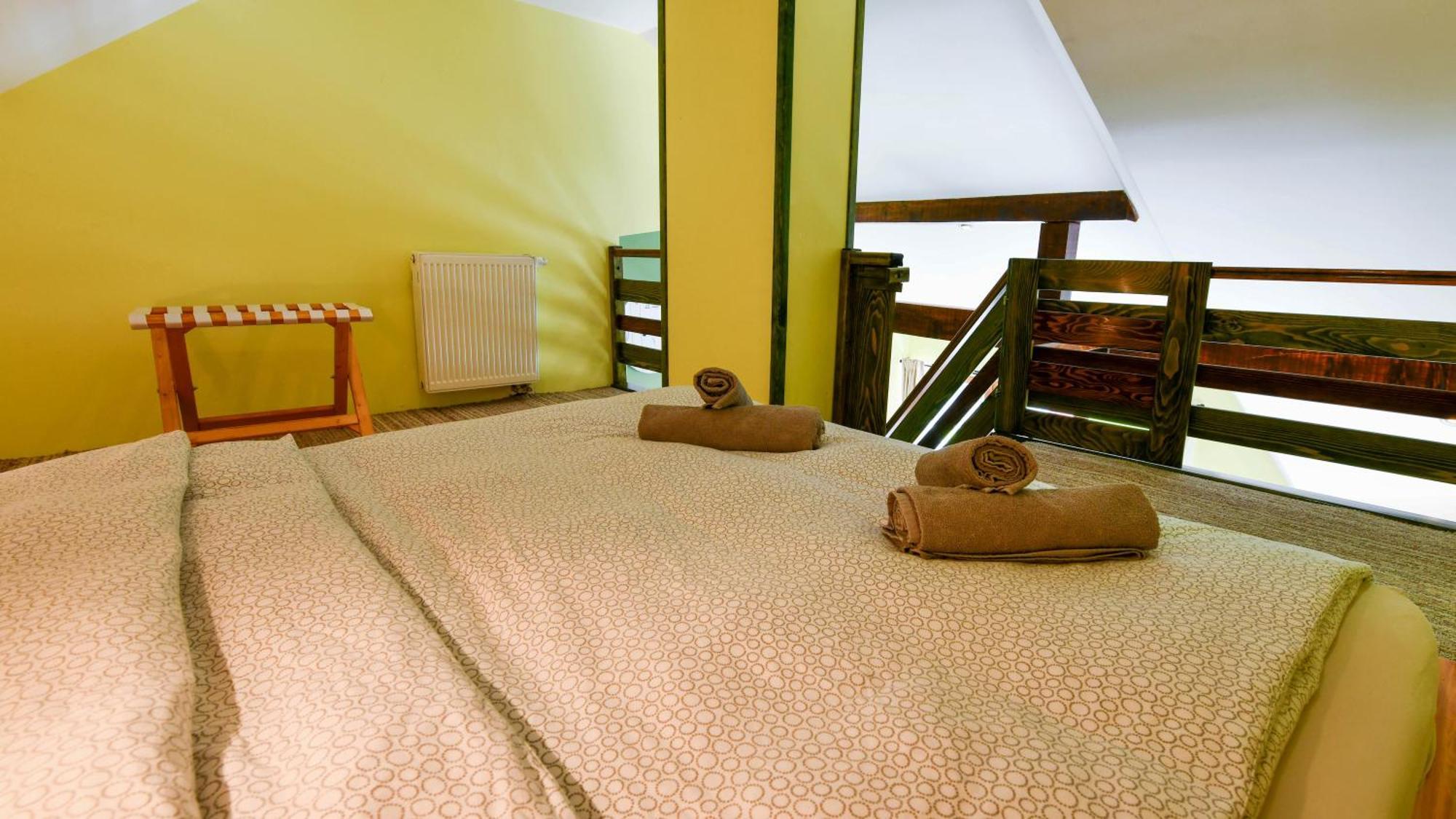 Accommodation "Old Town Dreznik" Rakovica Exteriör bild